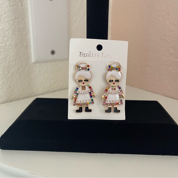 NWT Adorable Christmas Grandma Dangle Earrings With Colorful Shiny Rhinestones - Picture 4 of 5